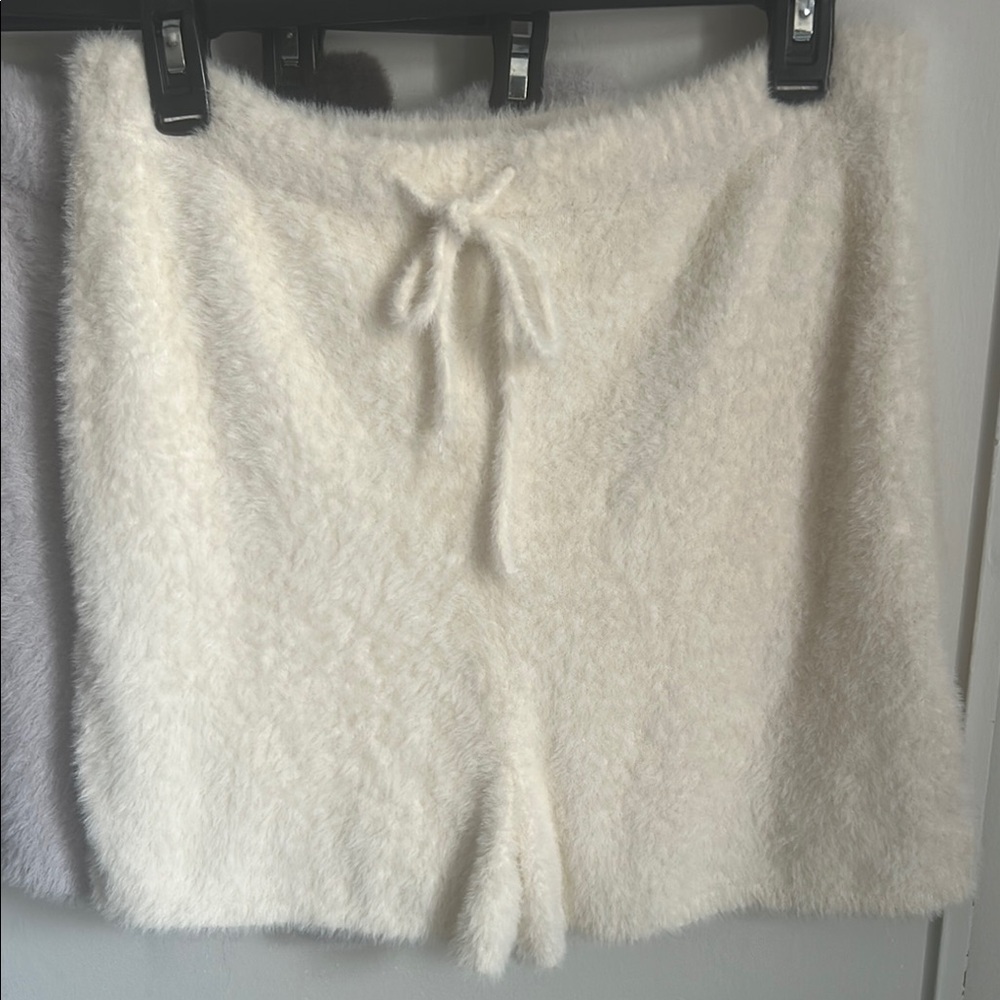 Express Trio of Cozy Fuzzy Eyelash Lounge Shorts in Swan, Raindrops, Black Sand - Picture 3 of 12